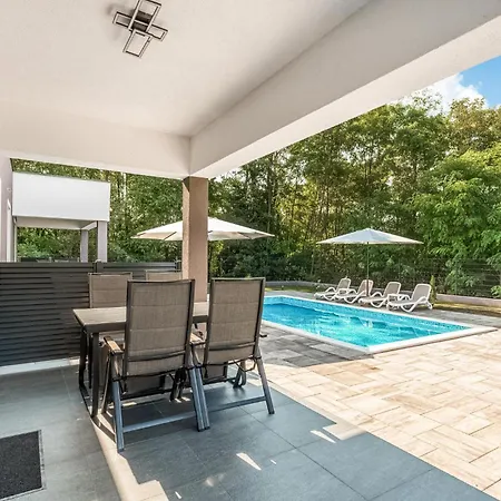 2 Bedroom Awesome In