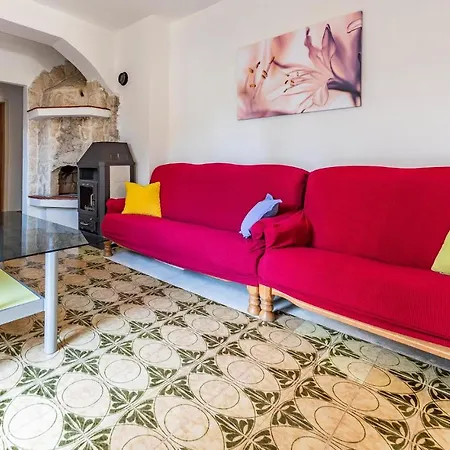 2 Bedroom Awesome In